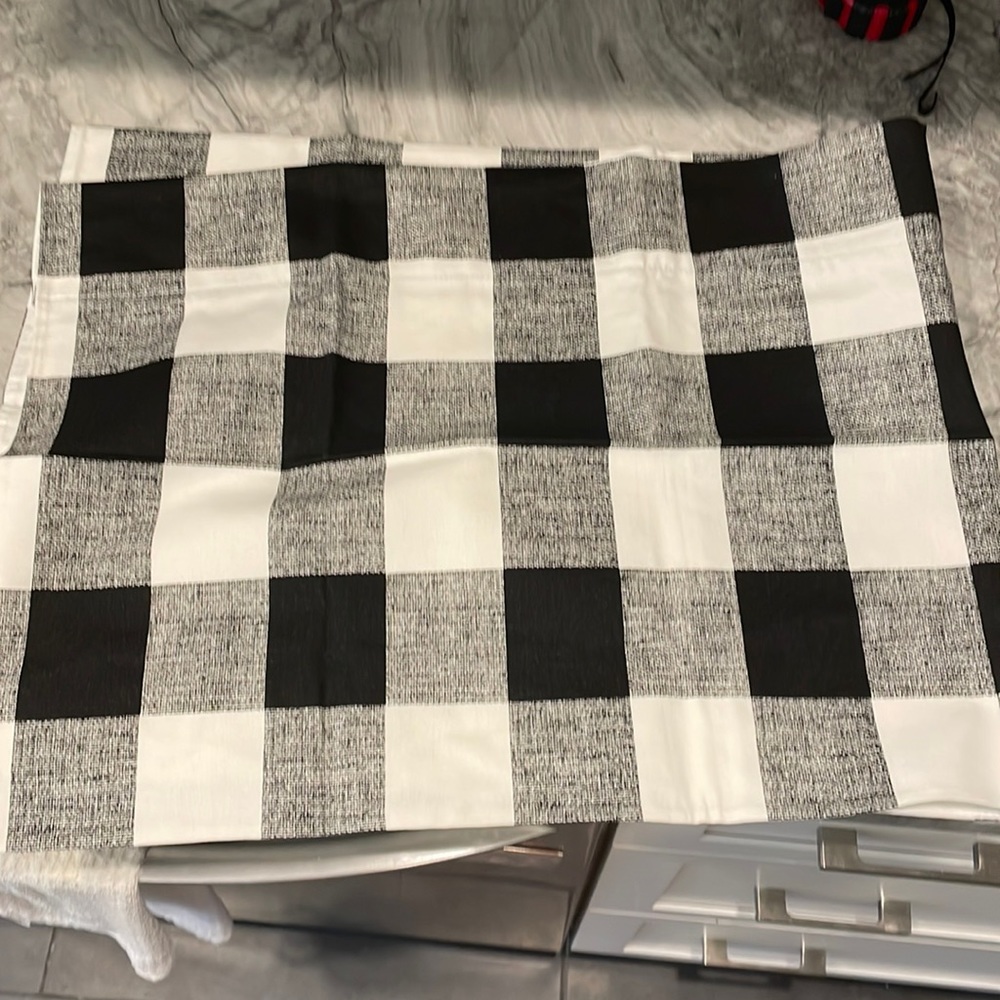 Black and white Buffalo Plaid valance with rod pocket